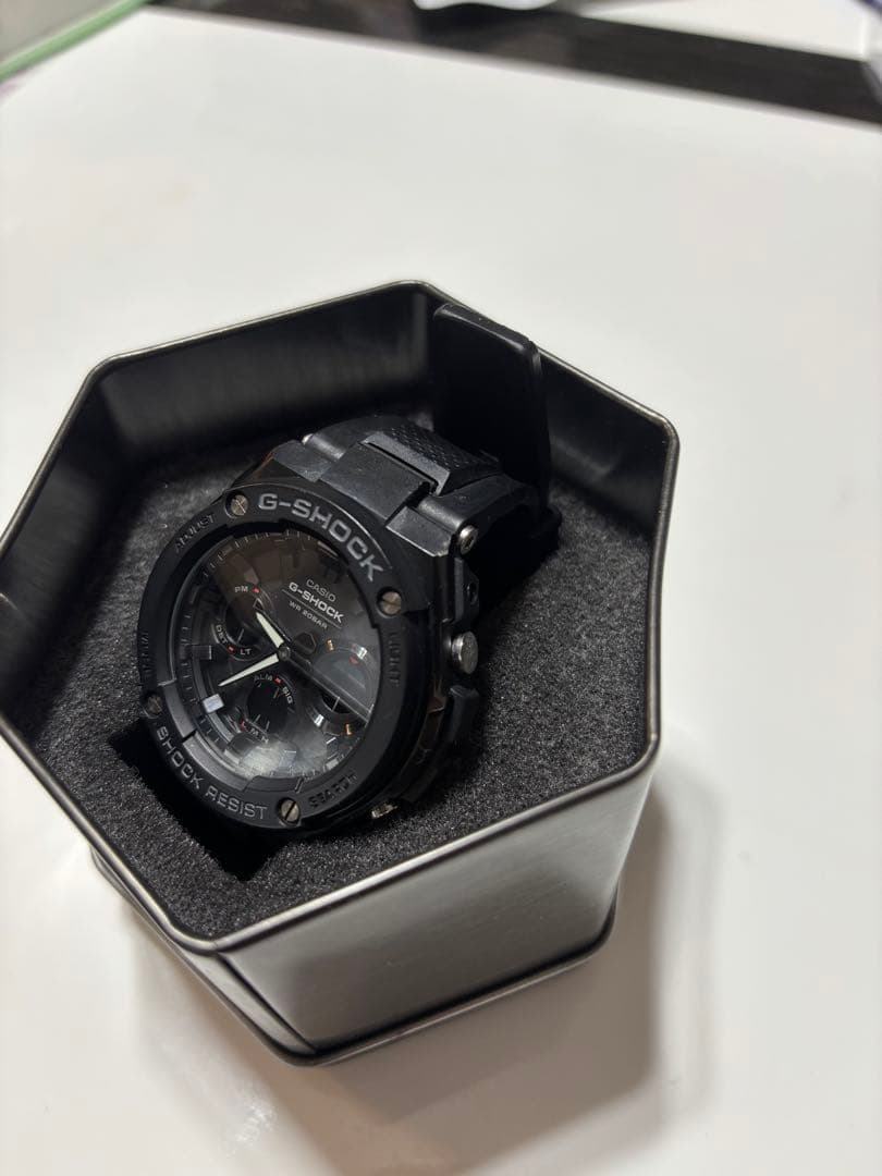 なお0877　G-SHOCK GST-S100G