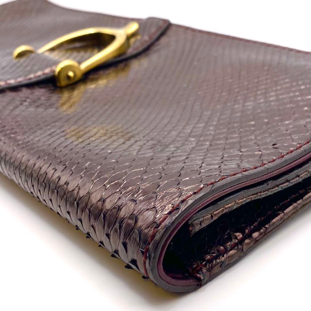 新品未使用 グッチ パイソンレザー クラッチバッグ ヘビ革 ハンドバッグ 高級感