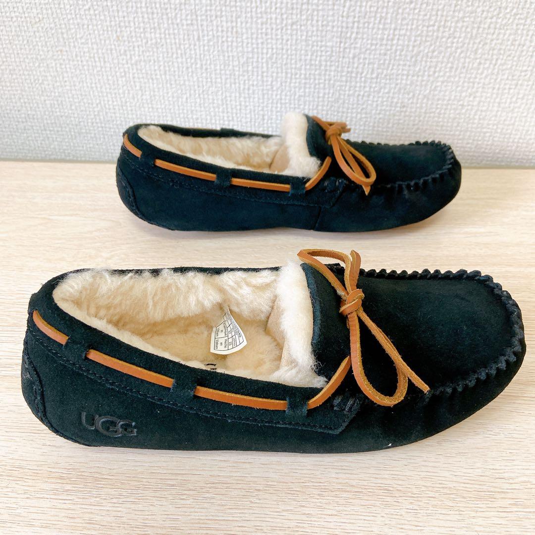 新品未使用　UGG モカシン　ダコタ　dakota 23cm