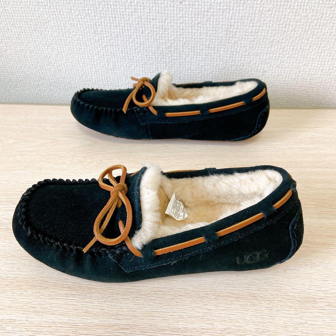 新品未使用　UGG モカシン　ダコタ　dakota 23cm