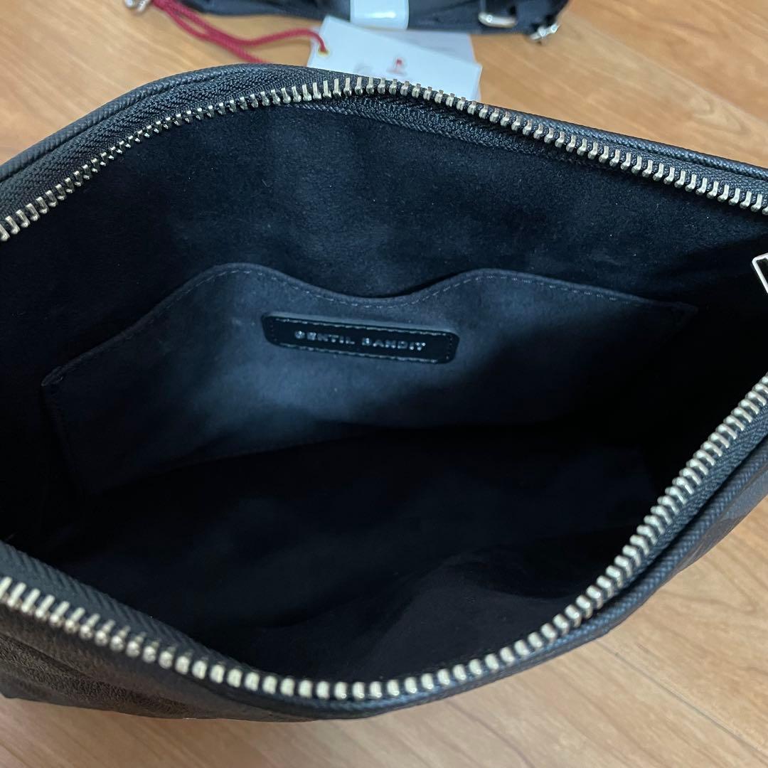 最新モデル　新品タグ付き　GENTIL BANDIT キルティングクロスボディ