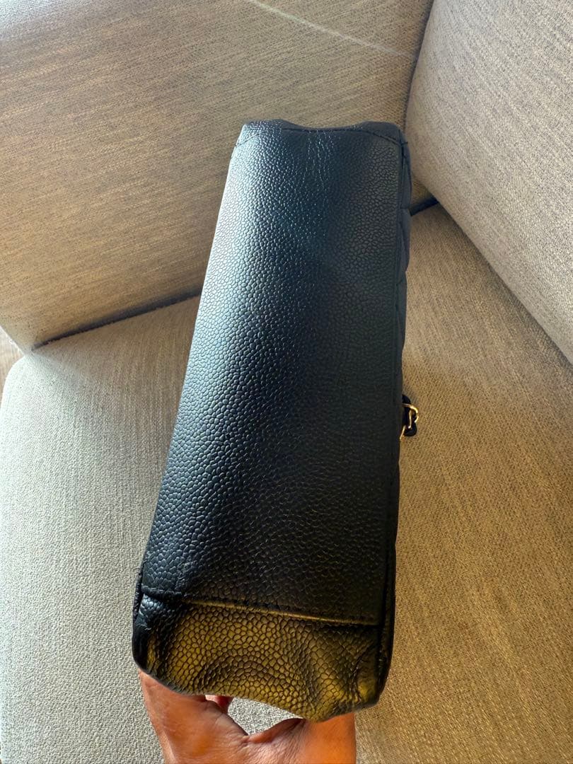 CHANEL シャネル デカ ココマーク キャビアスキン チェーン