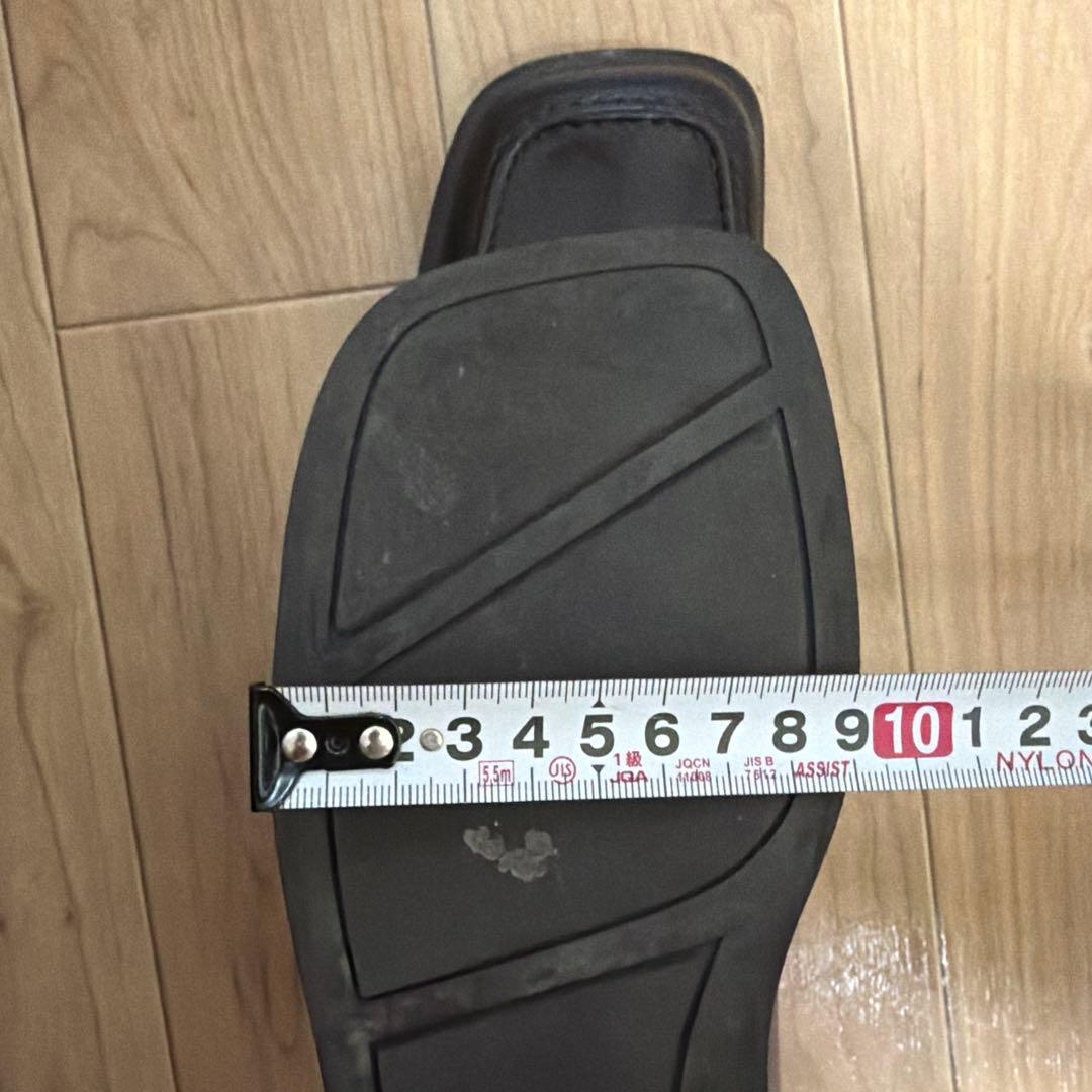 プラダ スクエアトゥ レザー ローファー スリッポン PRADA