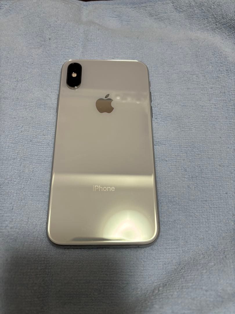 Apple iPhone XSシルバー 本体 美品