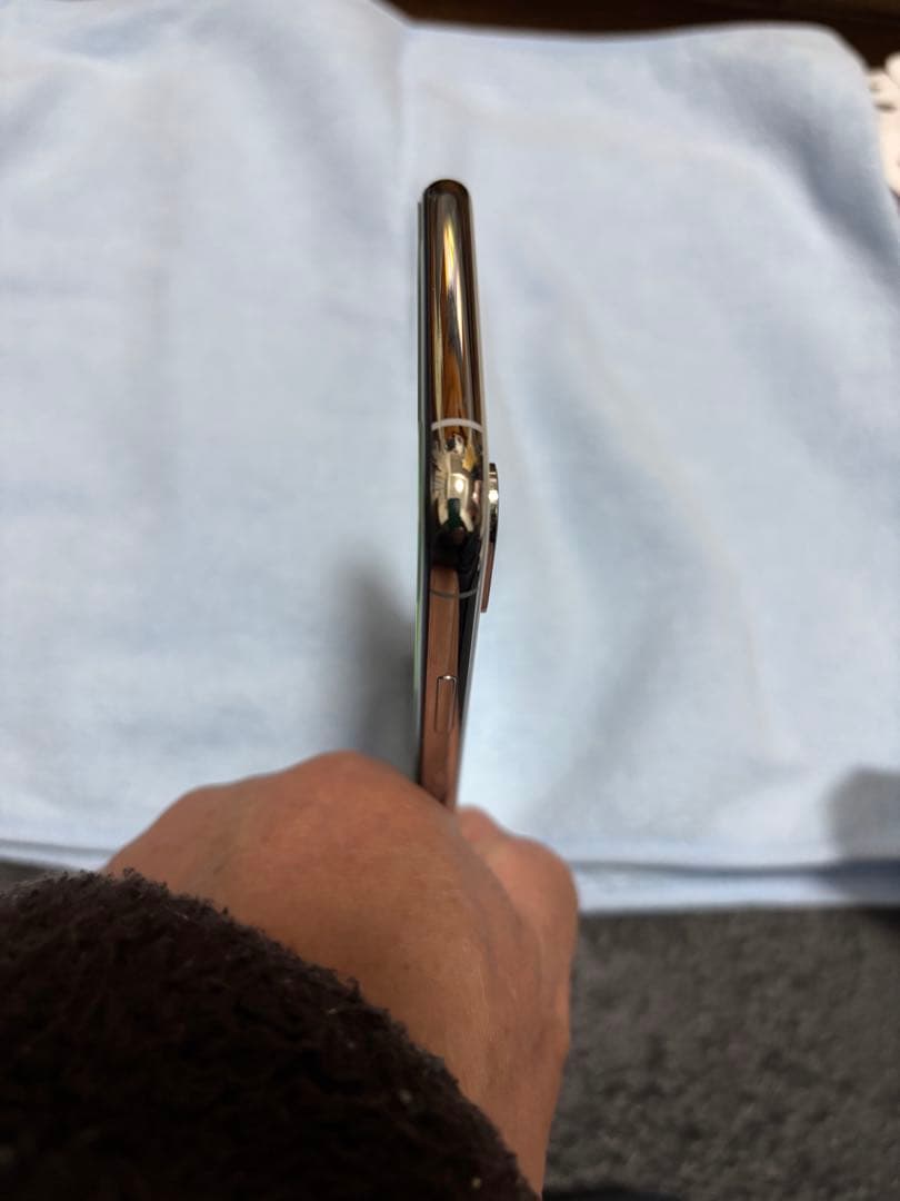 Apple iPhone XSシルバー 本体 美品