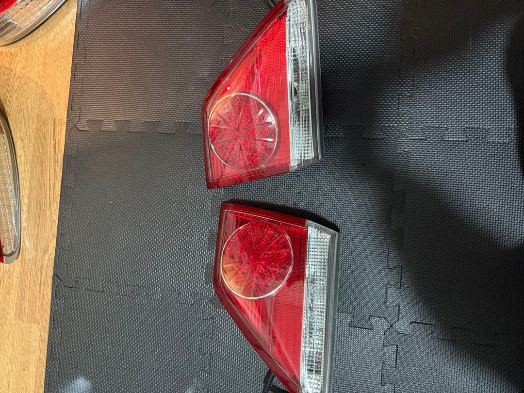 20クラウンアスリートテールランプ