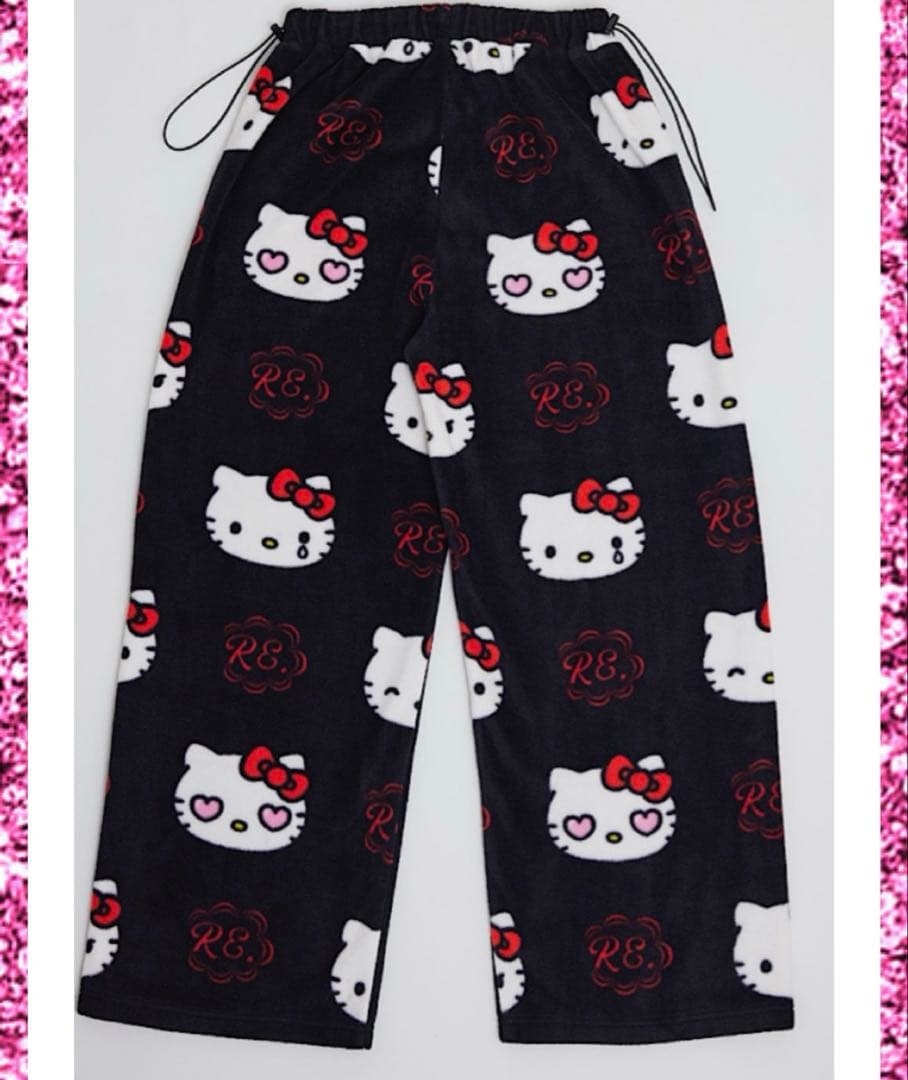 RE.仲里依紗　RE.✖️HELLO KITTY 総柄パンツ
