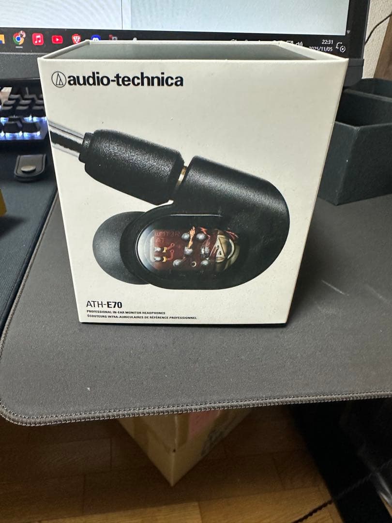 イヤホン audio-technica ATH-E70