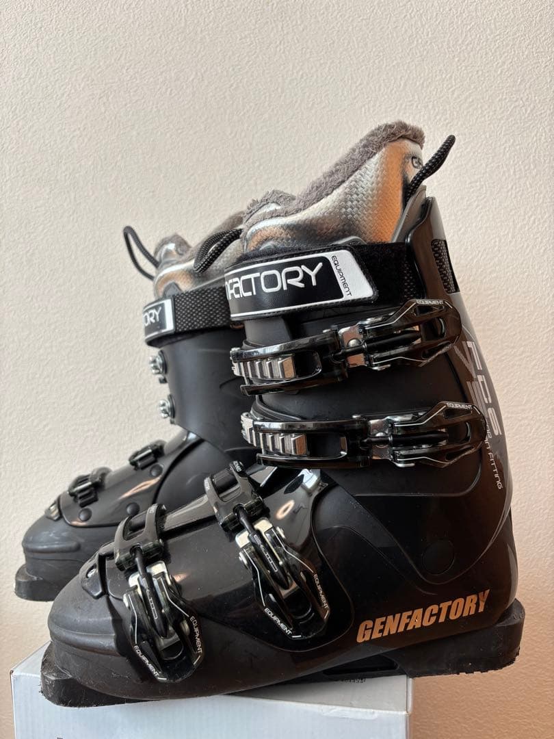 としたろう GENFACTORY スキー用ブーツ ブラック