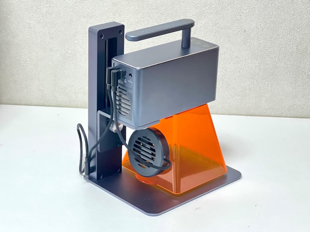 LaserPecker2 レーザーペッカー2 彫刻機、電動台座、パワーバンク付