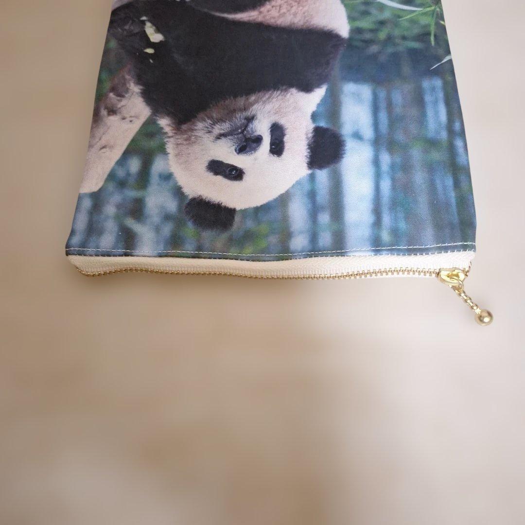 可愛いパンダパネル生地　ハンドメイド　まちなしバッグ　フラットポーチ
