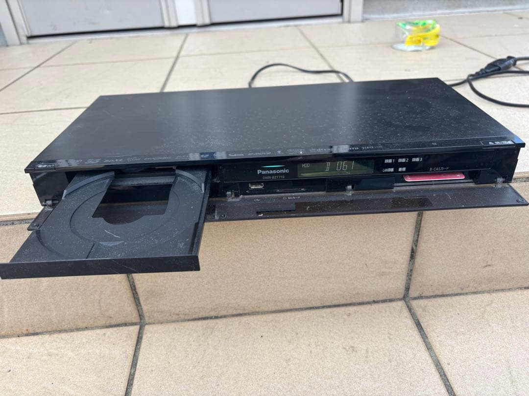 Panasonic DMR-BZT710 Blu-rayレコーダー 2011年製