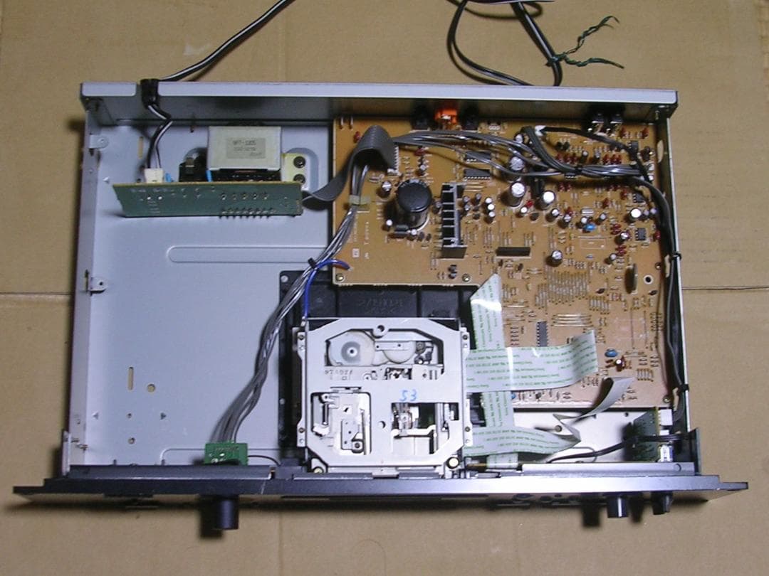 Tascam MD-301 業務用MDデッキ本体のみ