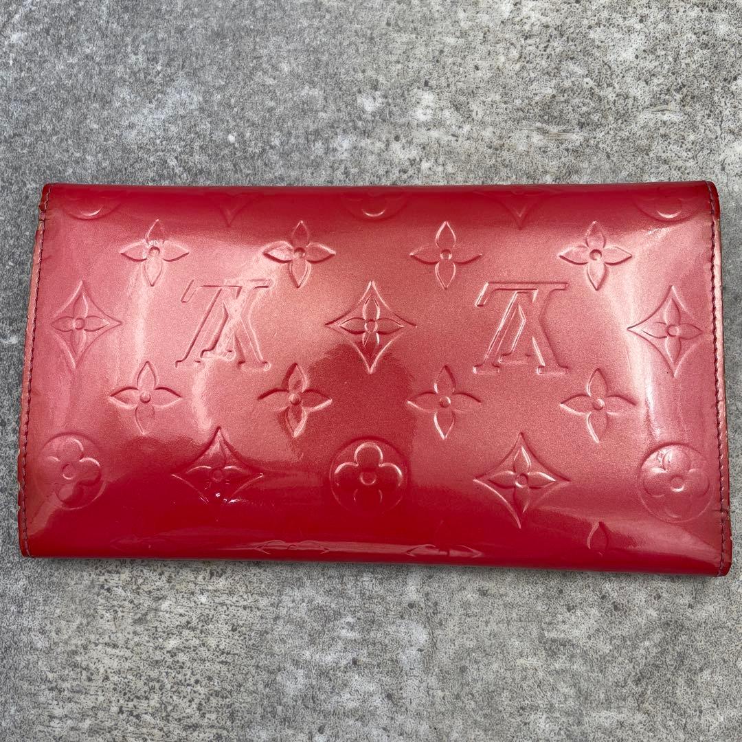 【微美品】ルイヴィトン　ヴェルニ　長財布　折り財布　レッド　赤