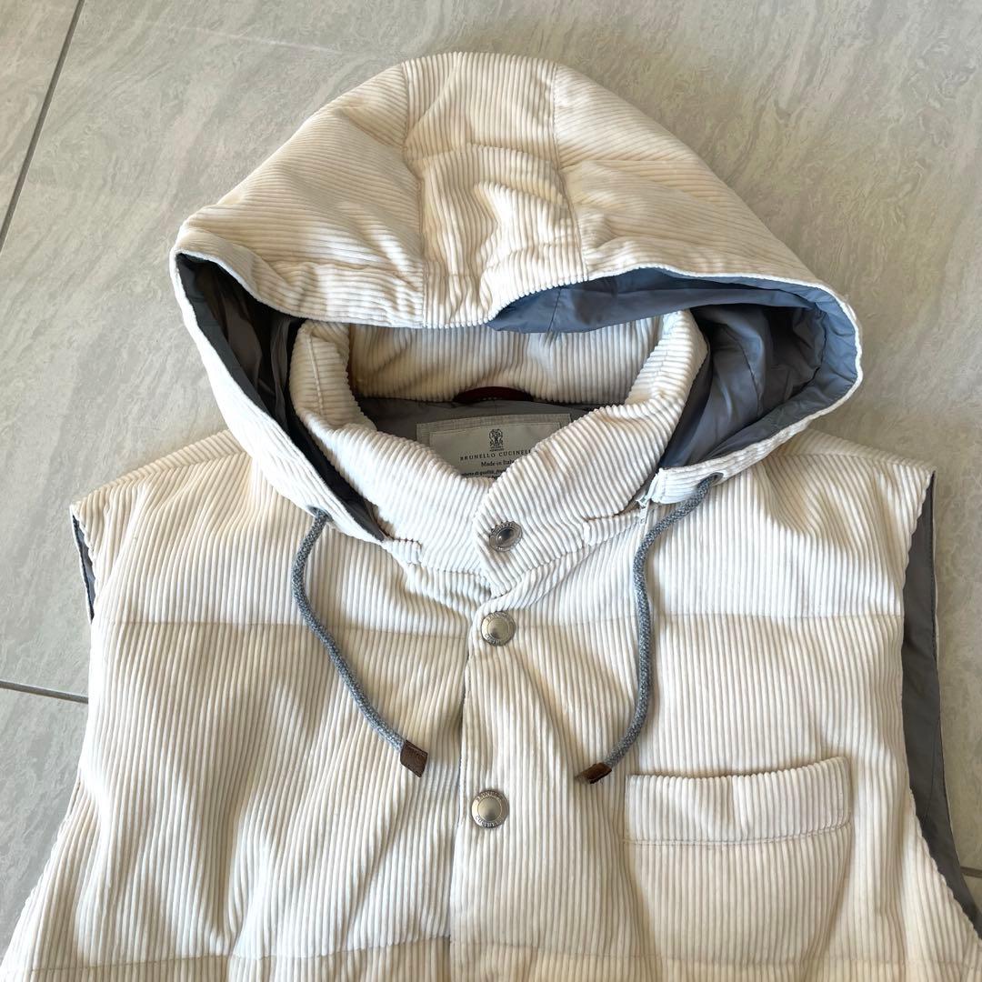 ブルネロクチネリ　ダウンベスト　メンズS