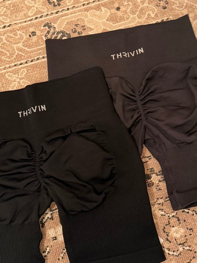 THRIVIN ショートパンツ2枚セット