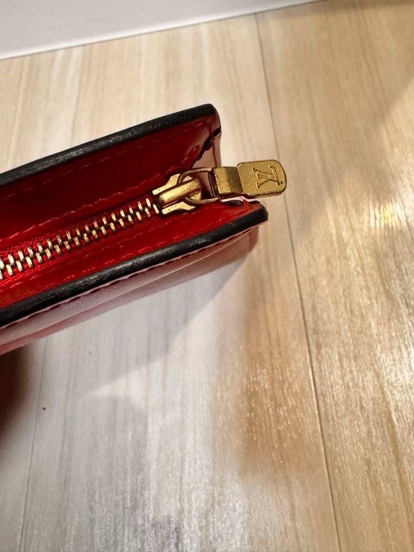 ルイヴィトン　セカンドバック　レッド