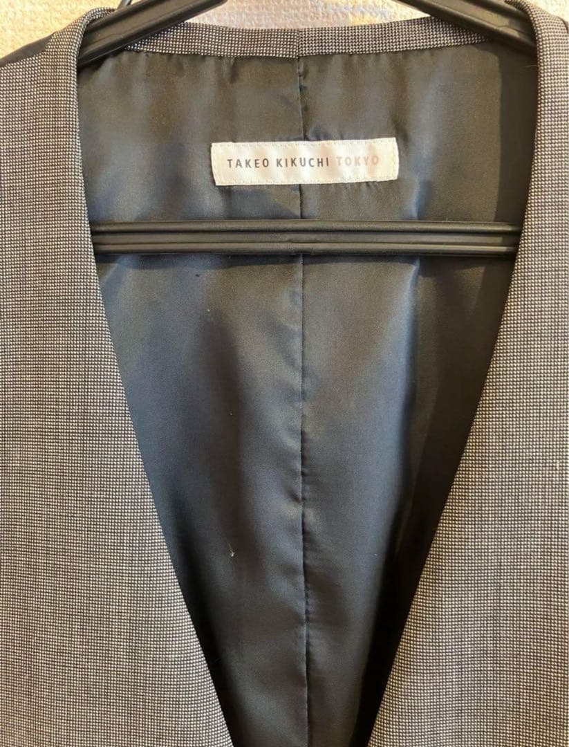 タケオキクチ スリーピーススーツ グレー