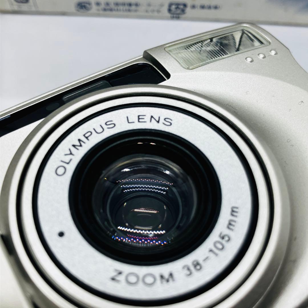 フィルムカメラ OLYMPUS super zoom 105g