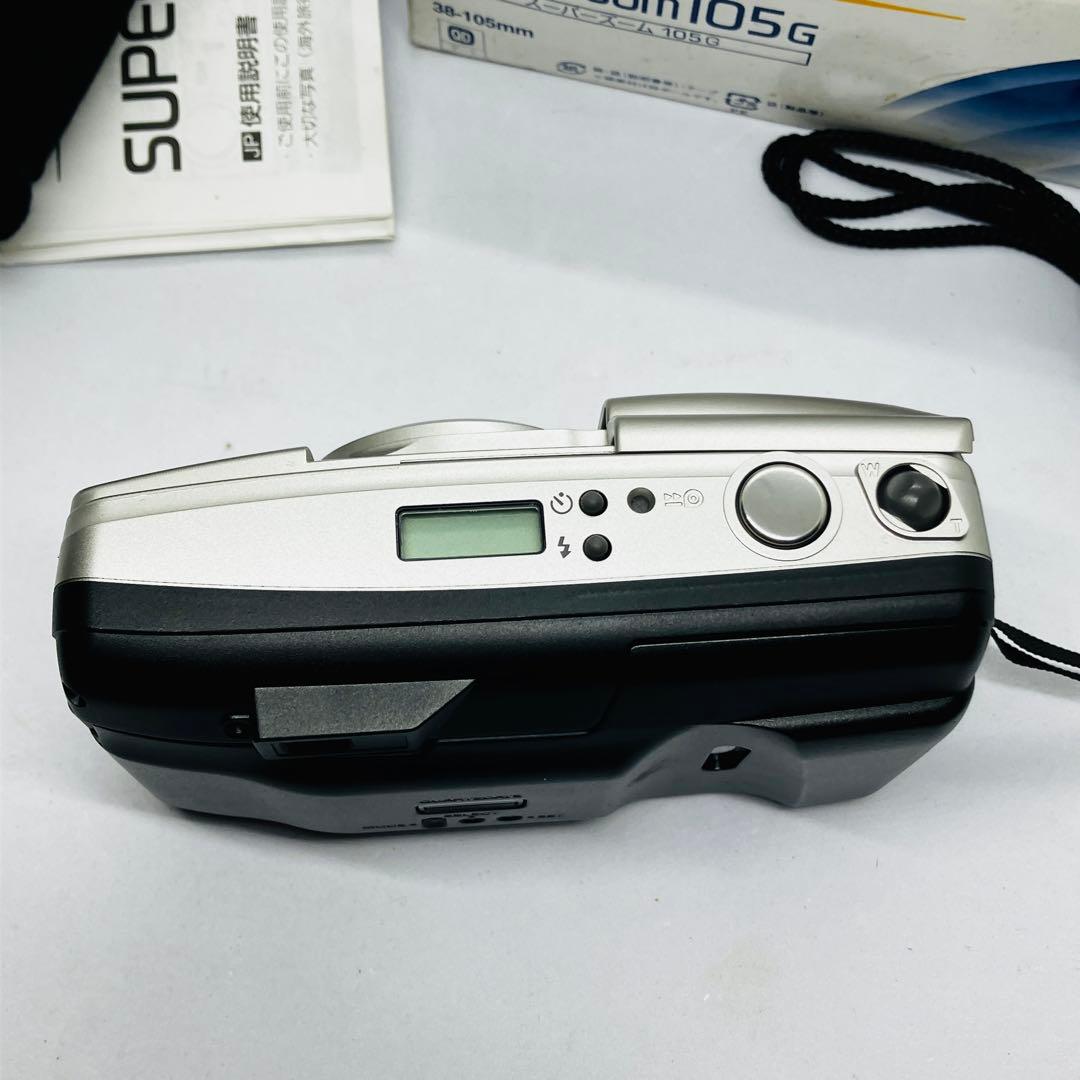 フィルムカメラ OLYMPUS super zoom 105g