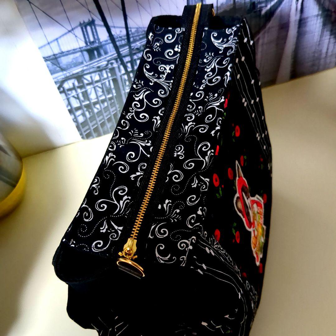 コヤンイサムチョン　ハンドメイド　ショルダーバック