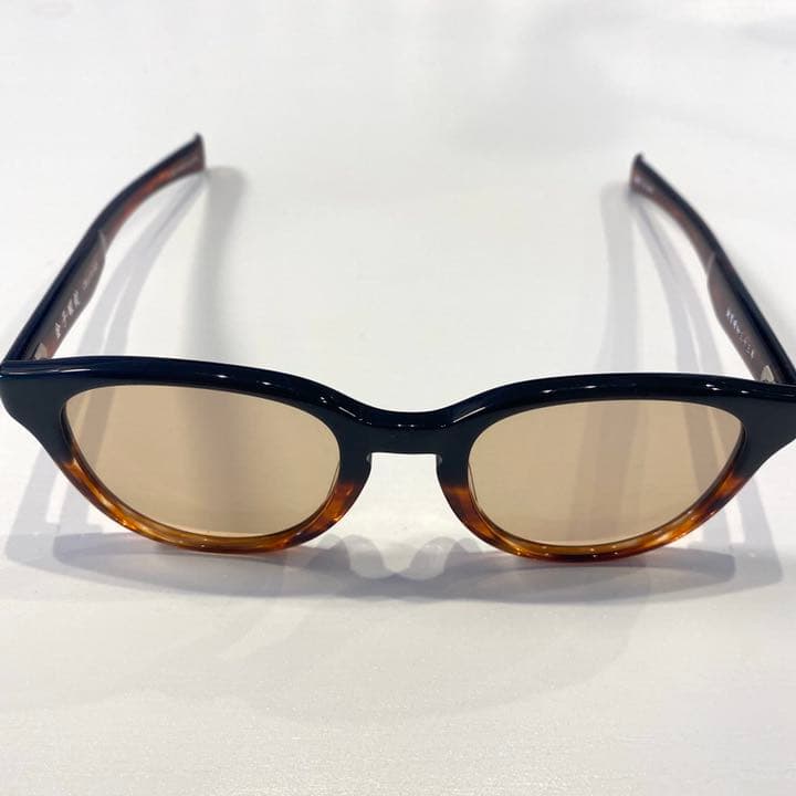 ［新品・未使用］金子眼鏡　べっ甲柄　サングラス