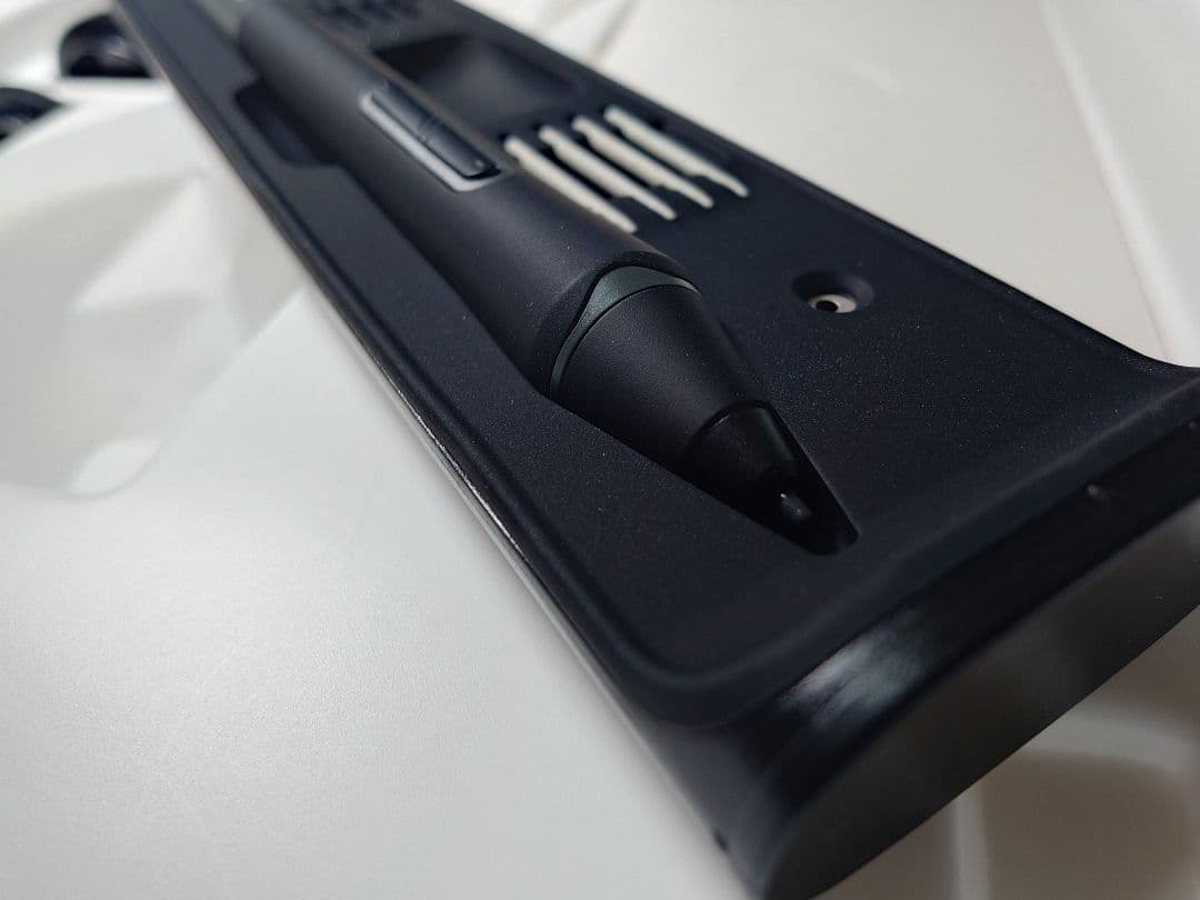 Artist Pro 16 (Gen 2) 液晶ペンタブレット