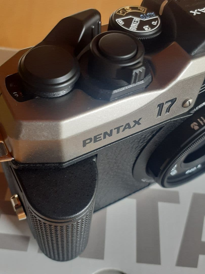 ペンタックス17　中古完動品　訳あり特価品　購入証明書有り(^-^)匿名配送