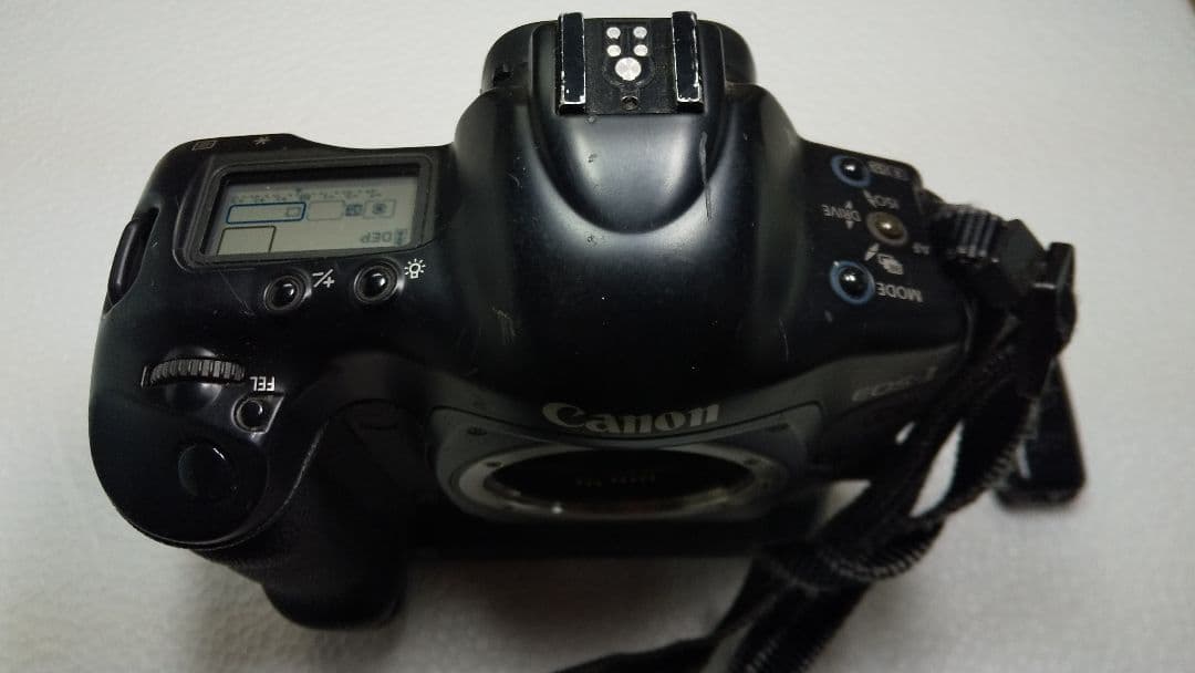 Canon EOS 1V フィルムカメラ、レンズ、ストロボ、三脚、他、セット