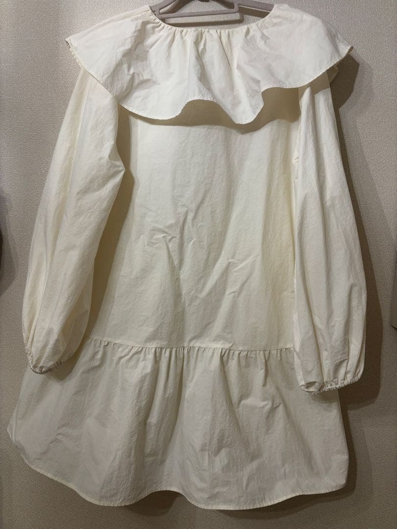 お値下げ アンミヌ ☆フリルカラーボリュームチュニック☆