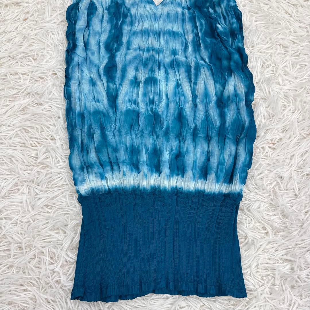 【美品】issey miyake me ノースリーブ　プリーツ　グラデーション