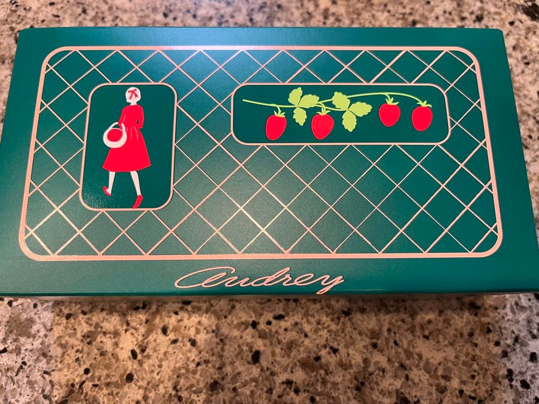 専用クラブハリエ　カフェタナカ　鎌倉紅谷　オードリーハローベリーミルク&詰合わせ