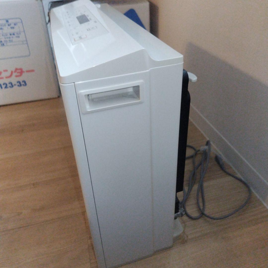 美品　リンナイ RC-U5801PE-WH ガスファンヒーター　22年製