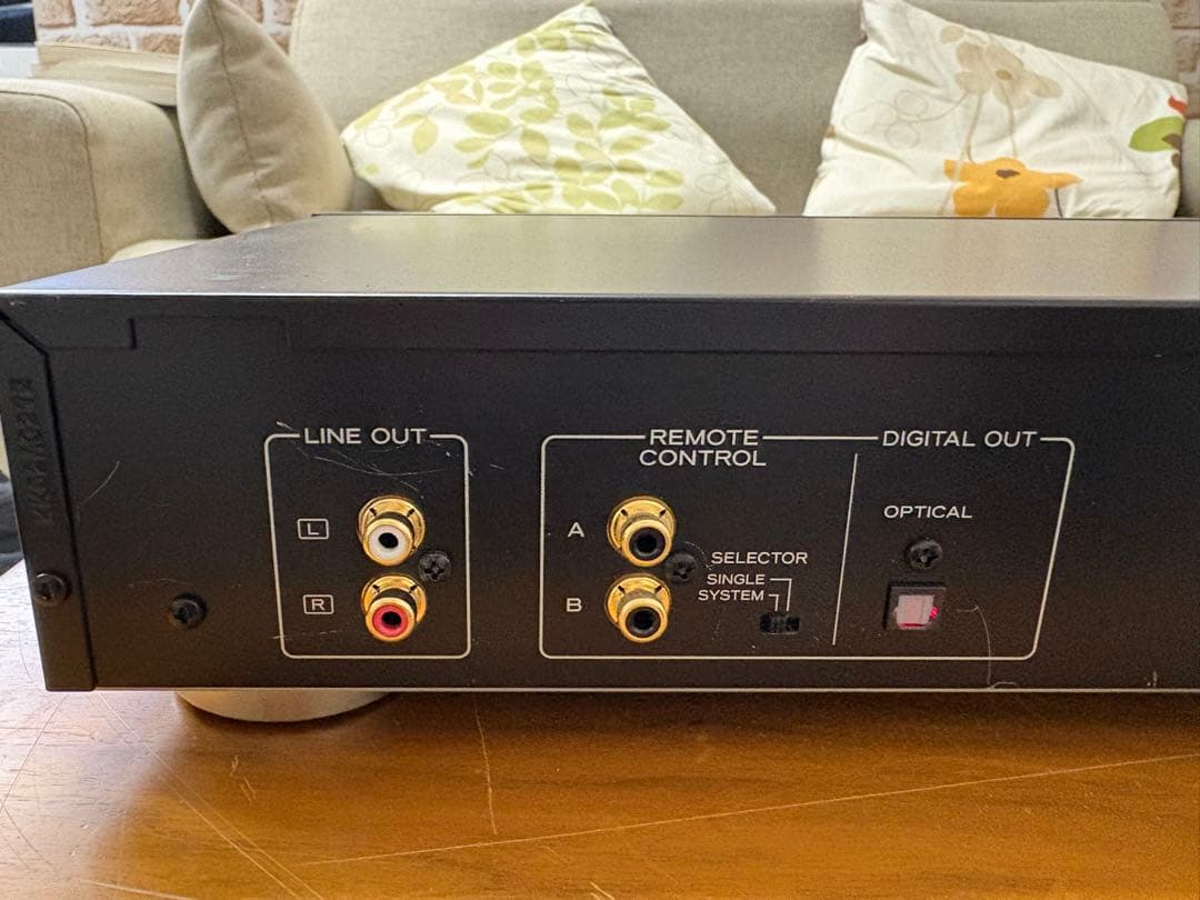 TEAC CD-P650 コンパクトディスクプレーヤー