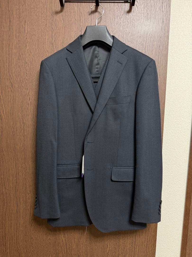 A6新品未使用！超お買得品！秋冬グレー3ピーススーツ！極小訳のみ！ウォッシャブル