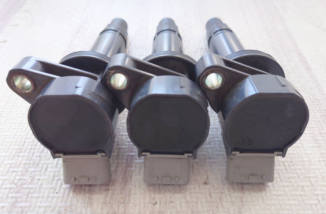 NGK U5170 ダイハツ L375S タント イグニッションコイル