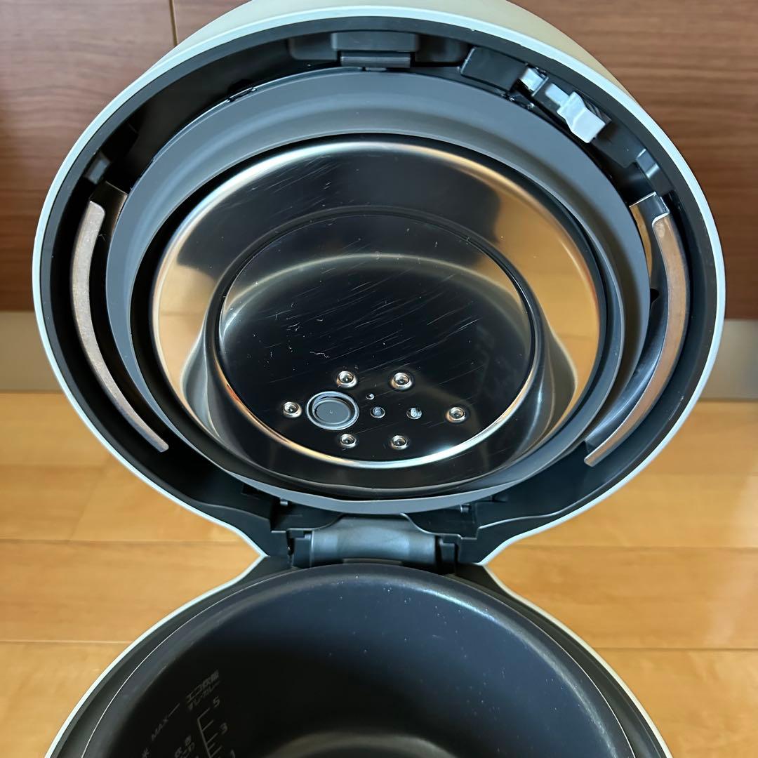 【美品】パナソニック 炊飯器 5合 圧力IH 炊飯ジャー SR-R10A