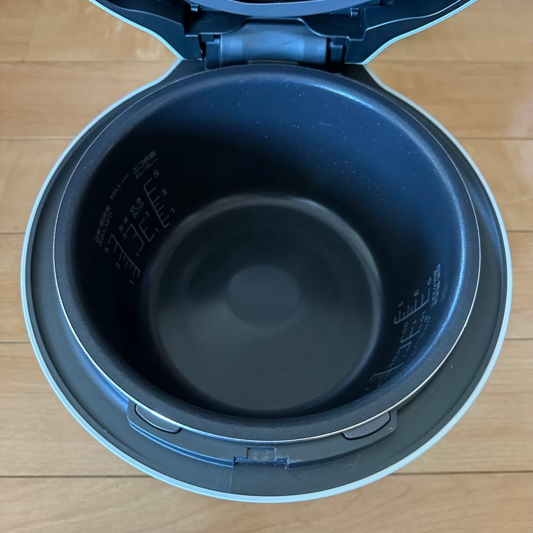 【美品】パナソニック 炊飯器 5合 圧力IH 炊飯ジャー SR-R10A