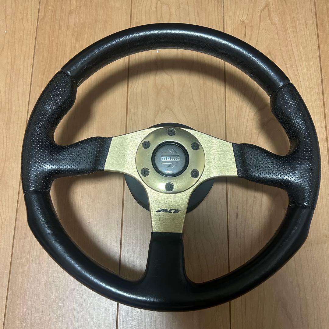 最終値下げmomo ステアリング　メタルゴールド　希少品　35φ モモステ
