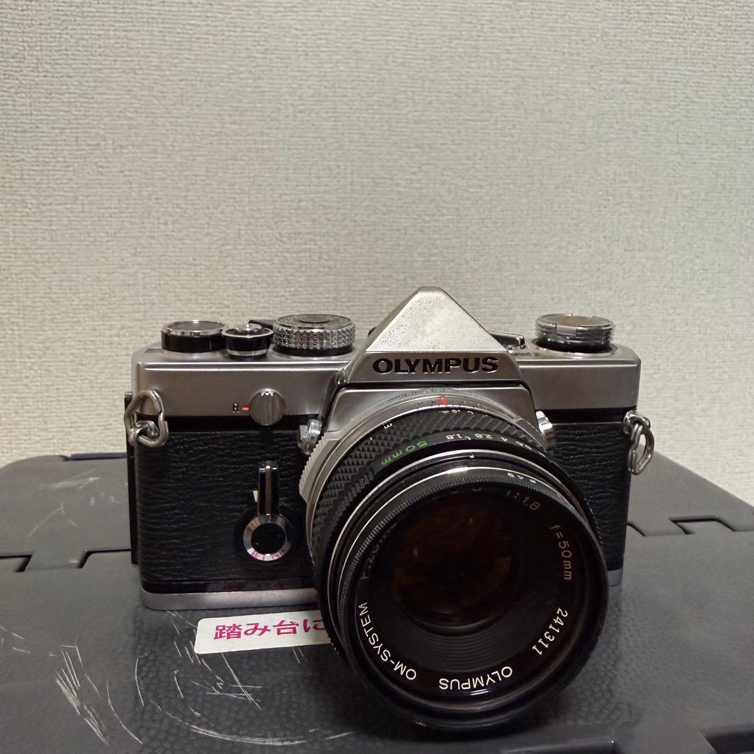 OLYMPUS OM-1 フィルム一眼レフ Zuiko 50mmF1.8レンズ付