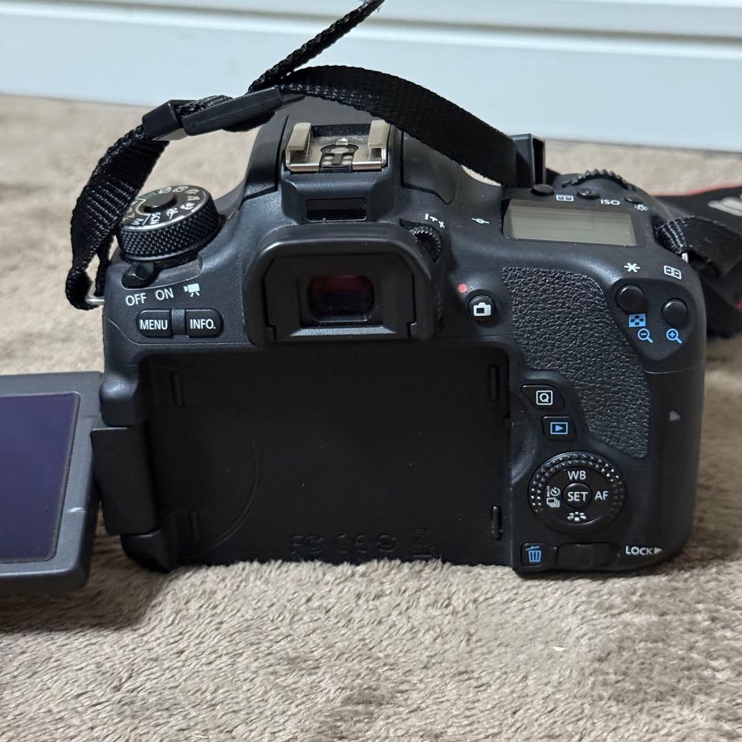 Canon キャノン　EOS 8000D ダブルズーム デジタルカメラ