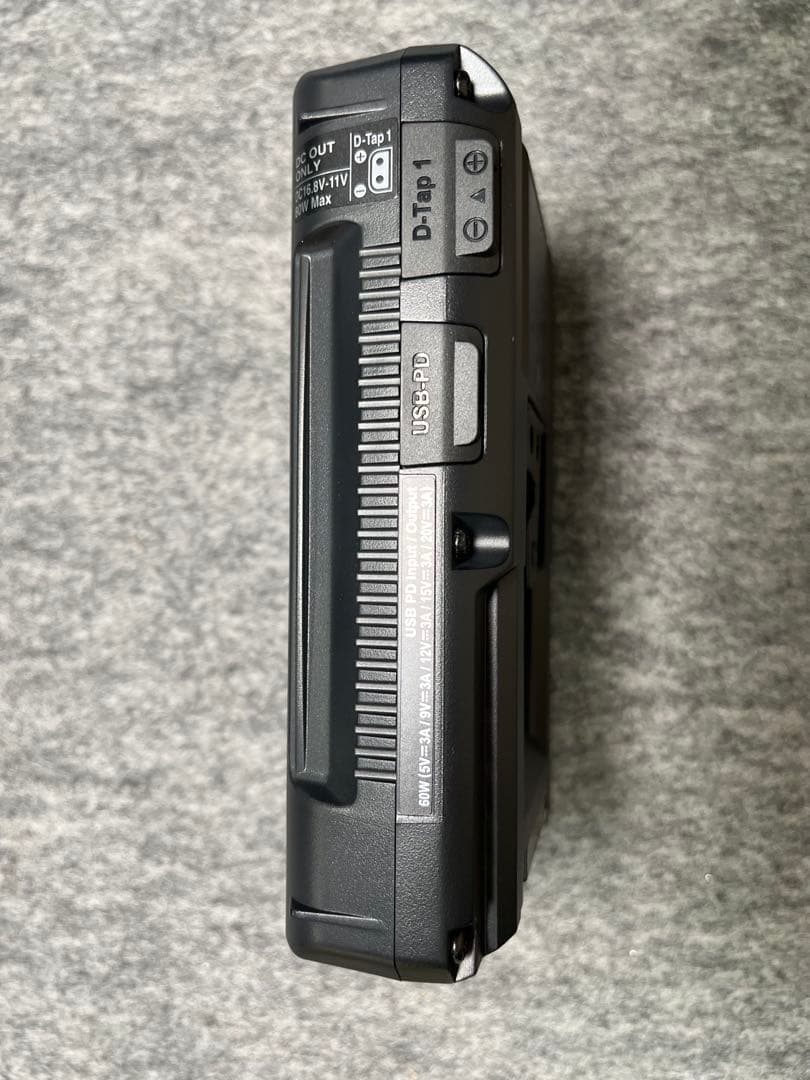 s*a様 IDX DUO-C98P Vマウントリチウムイオンバッテリー(98Wh