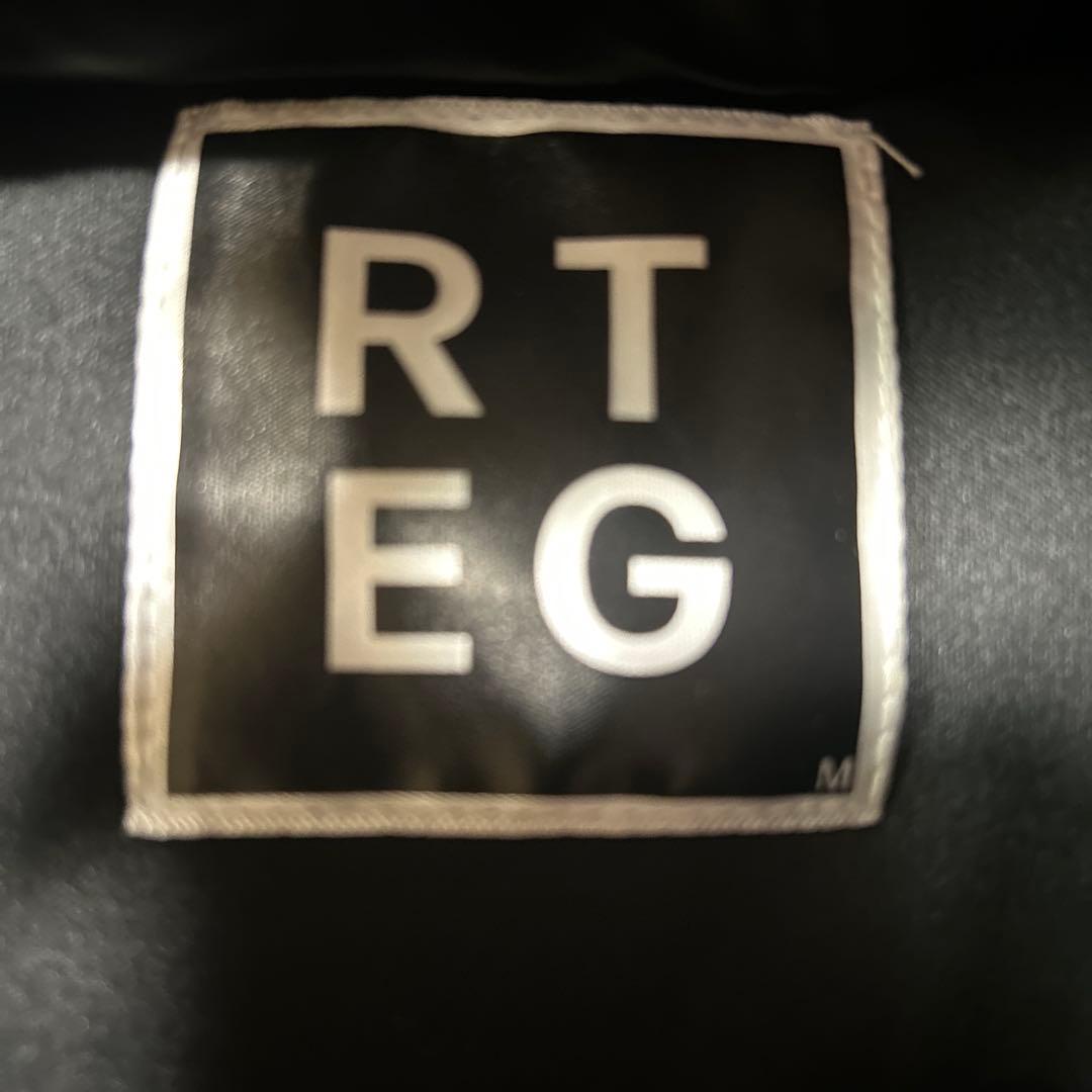 アダムスジャグラー黒ダウンベストMサイズ