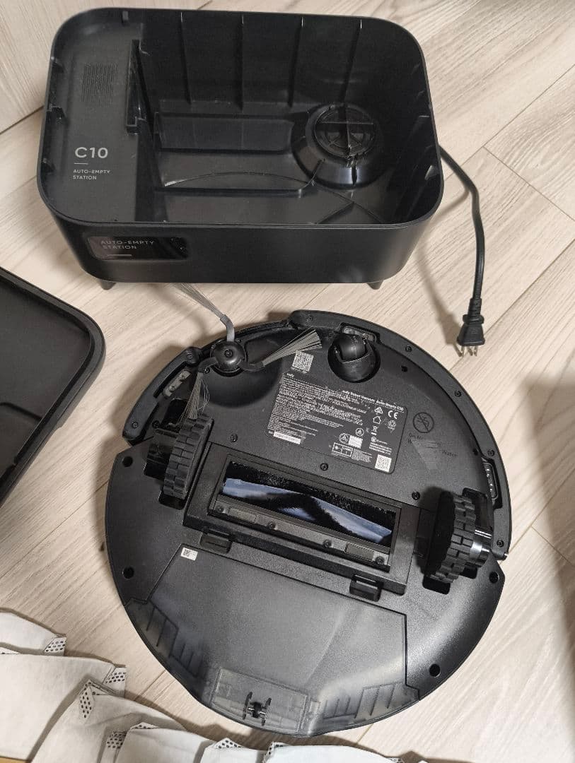 Eufy Robot Vacuum Auto-Empty C10 本体
