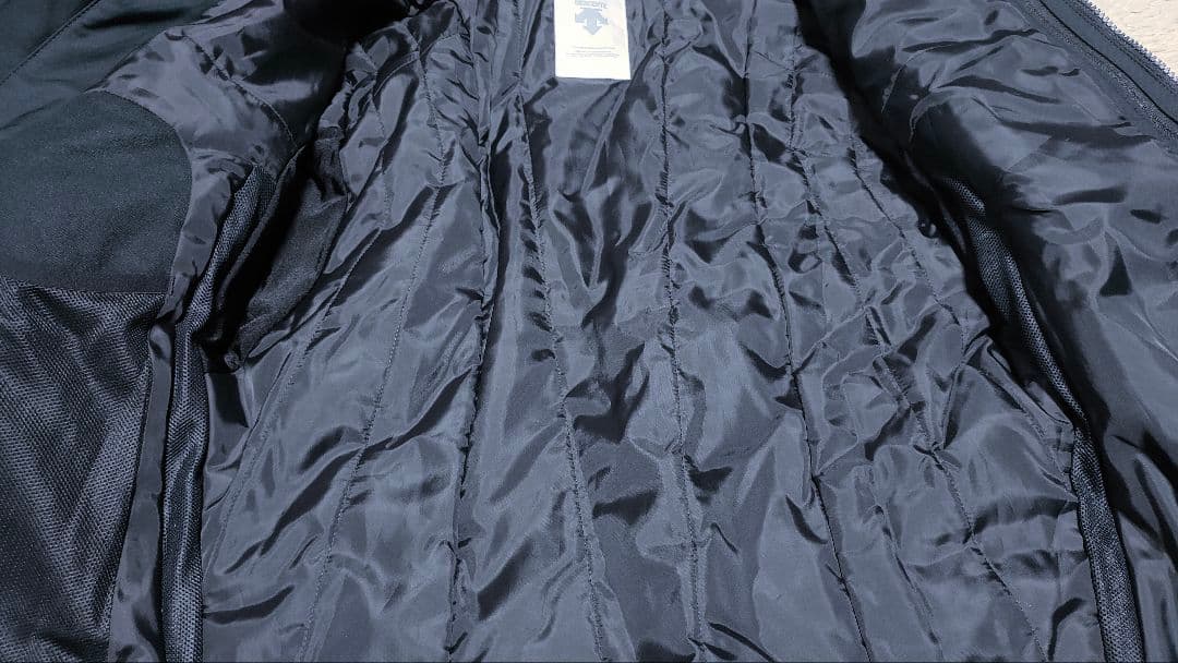 ✨未使用✨【デサント DESCENTE】ムーブスポーツ 上下 定価７．５万