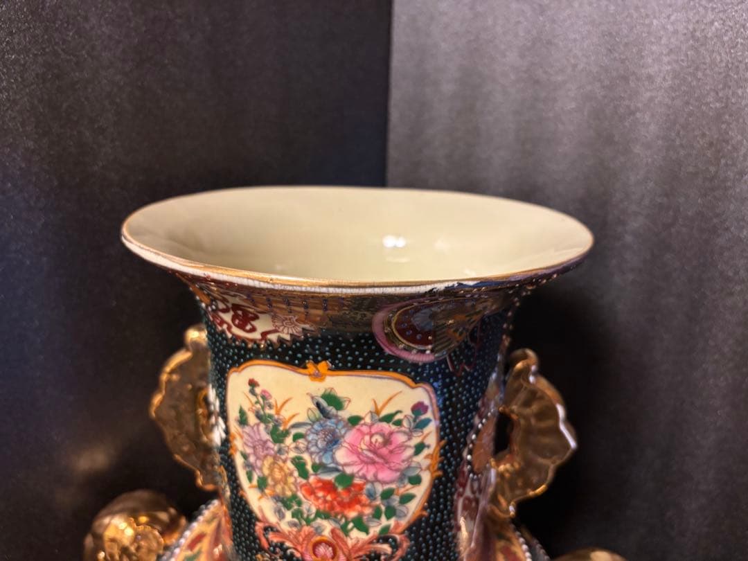 薩摩焼 大壺 着物美人画 騎馬武将 金彩色絵 青粒花瓶