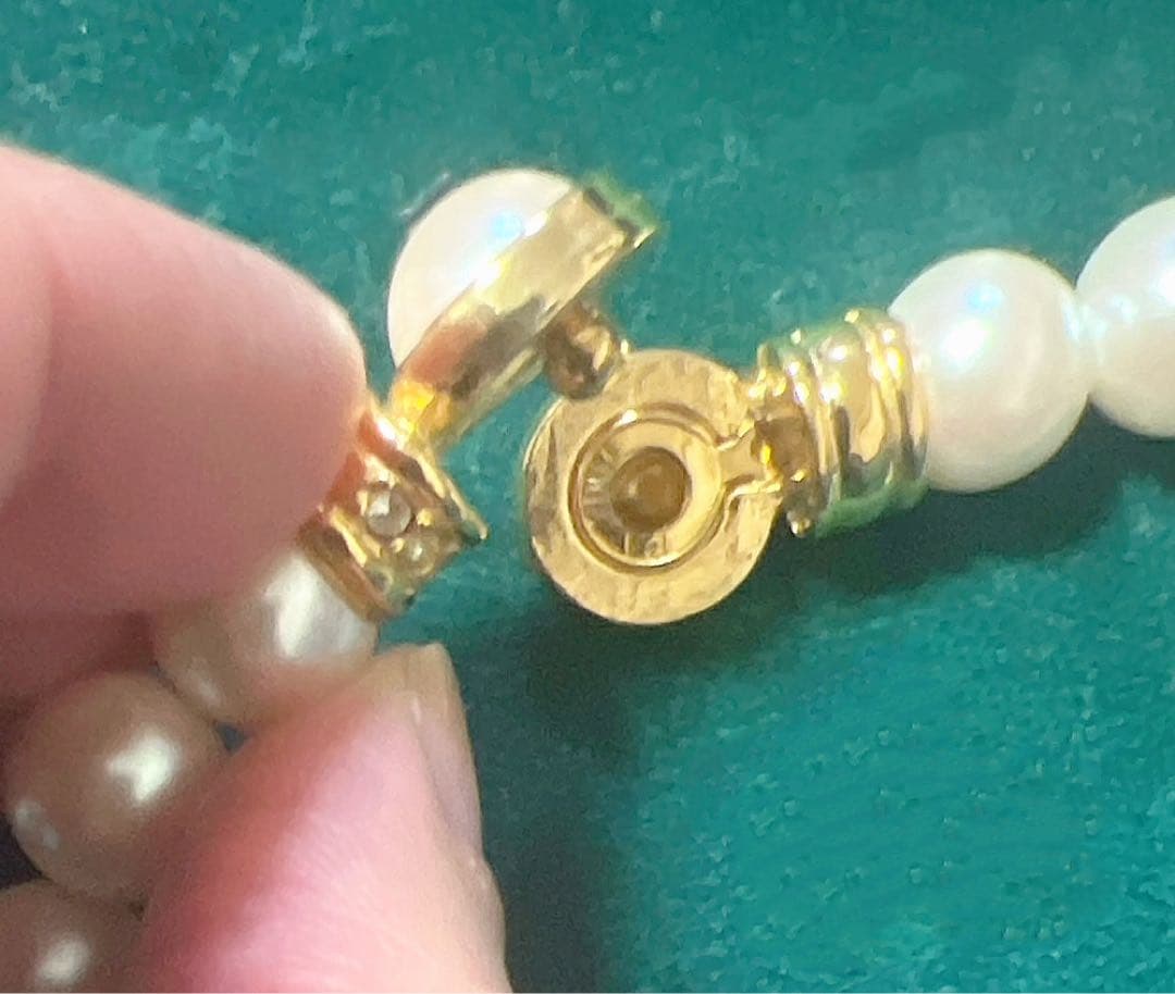 e*o様 パールとクリスタル装飾ネックレス