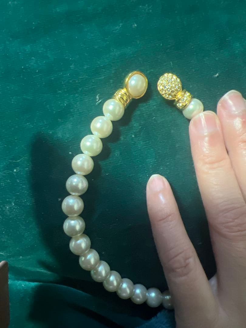 e*o様 パールとクリスタル装飾ネックレス