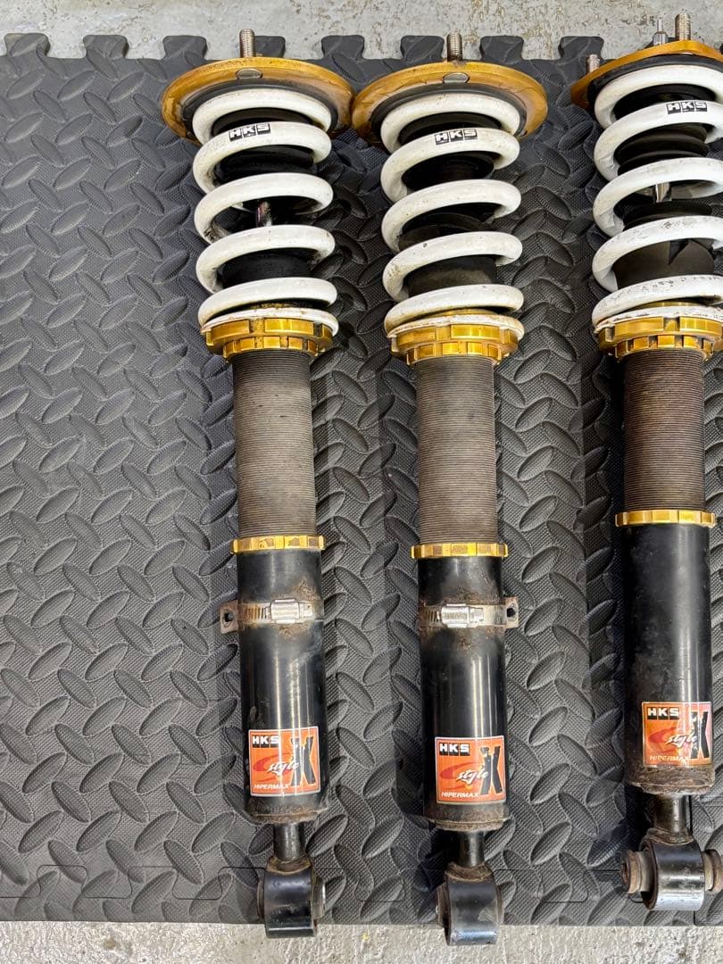 クラウン クラウンハイブリッド ￼HKS 車高調 ジャンク品￼