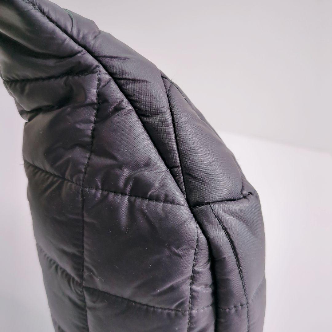 【美品】UGG　ボディバッグ　ウエストポーチ　キルティング　アグ　男女兼用